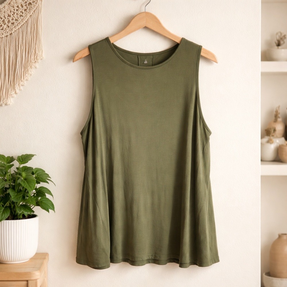 J Jill Luxe XL Supima Sleeveless Top Olive‎ Green Crew Neck Back Vent